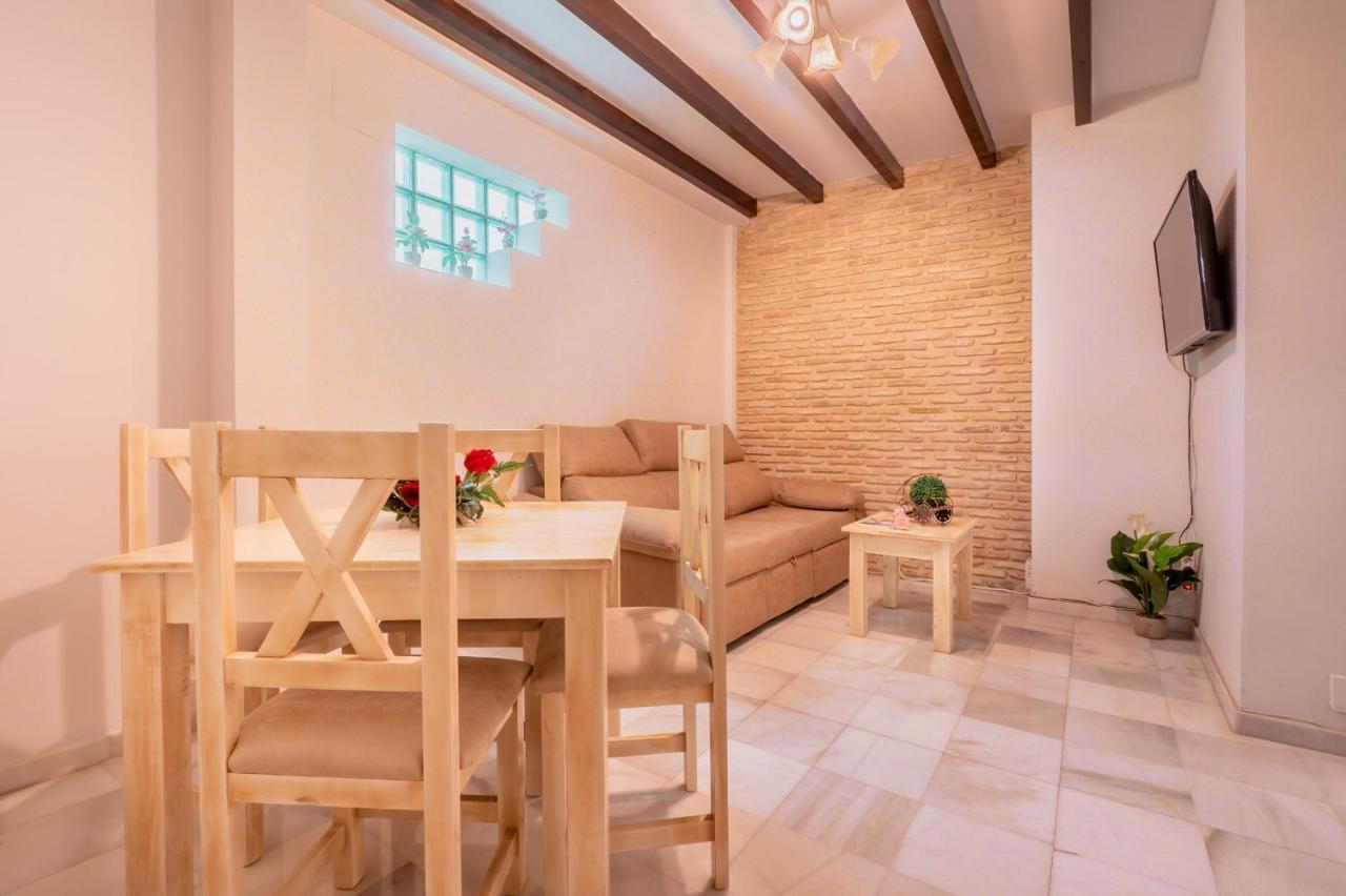 Precioso Apartamento En Triana Sevilla Eksteriør billede