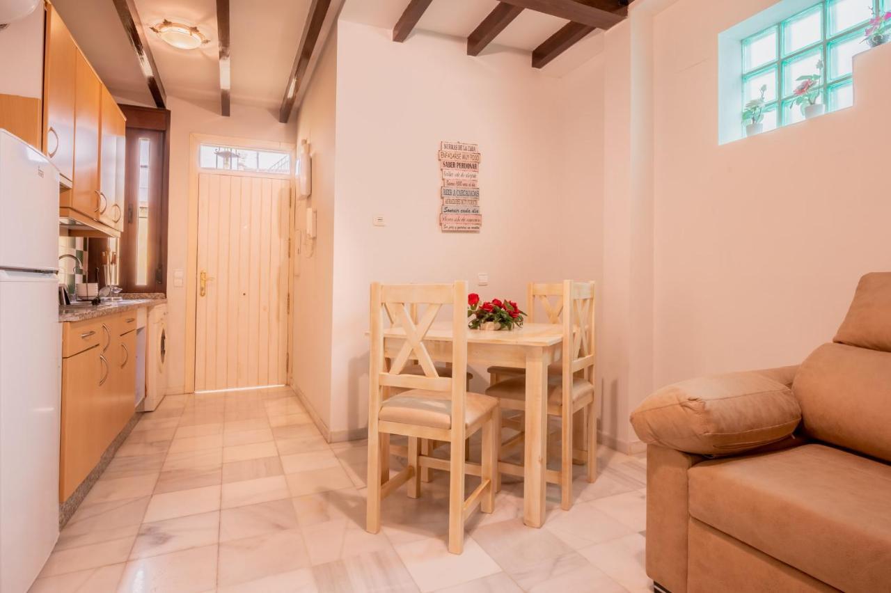 Precioso Apartamento En Triana Sevilla Eksteriør billede